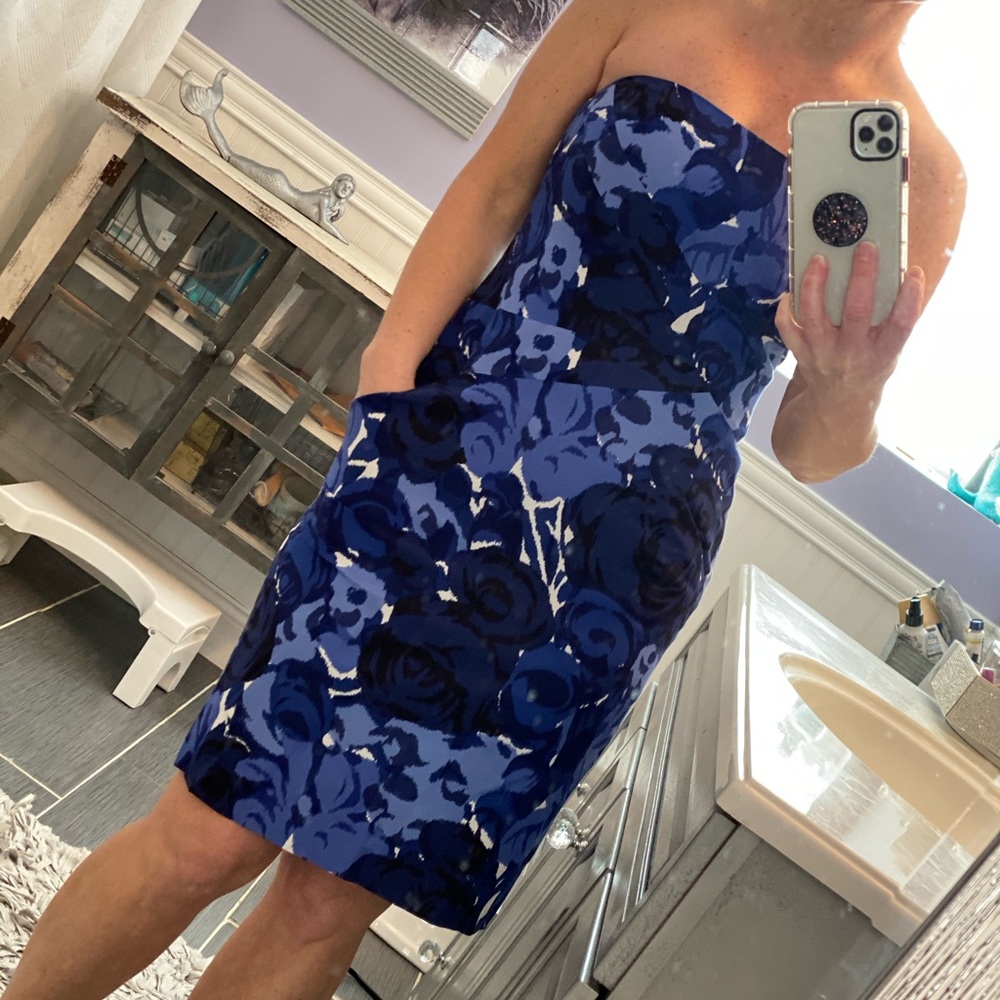 Ann Taylor  - size 4 floral strapless dress